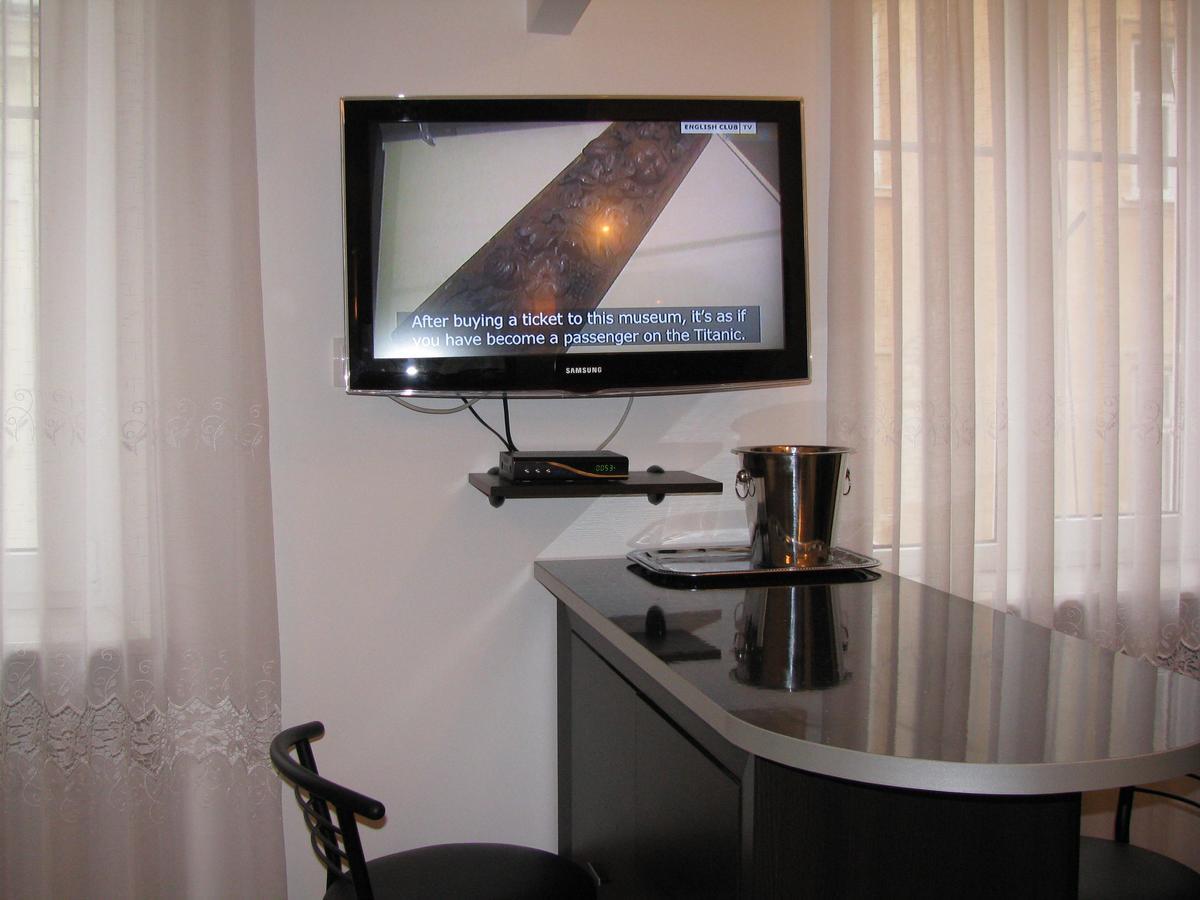 Apartment On Staroievreiska Lviv Bagian luar foto