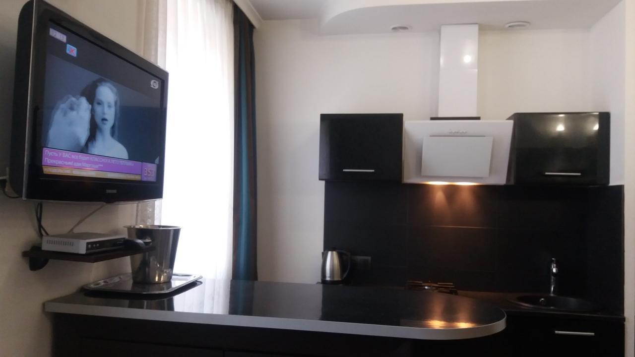 Apartment On Staroievreiska Lviv Bagian luar foto