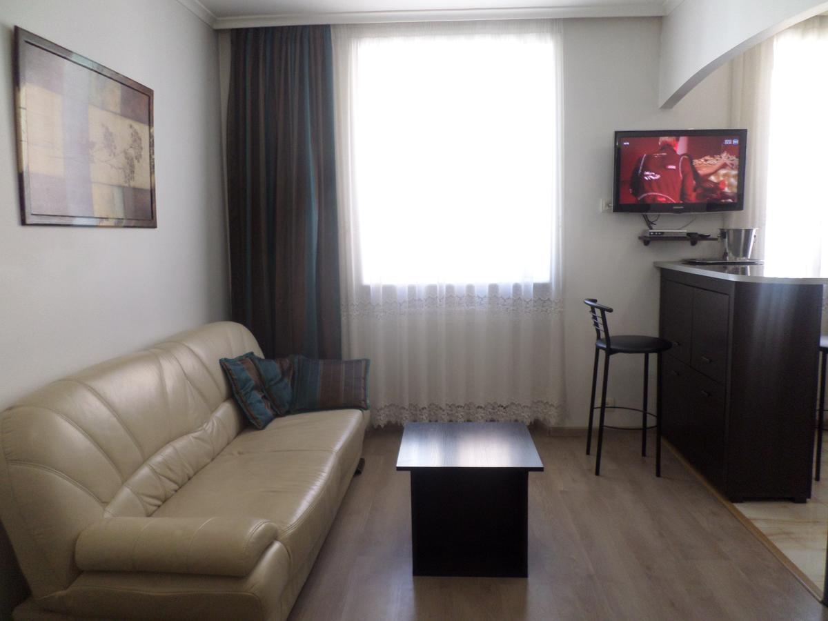 Apartment On Staroievreiska Lviv Bagian luar foto